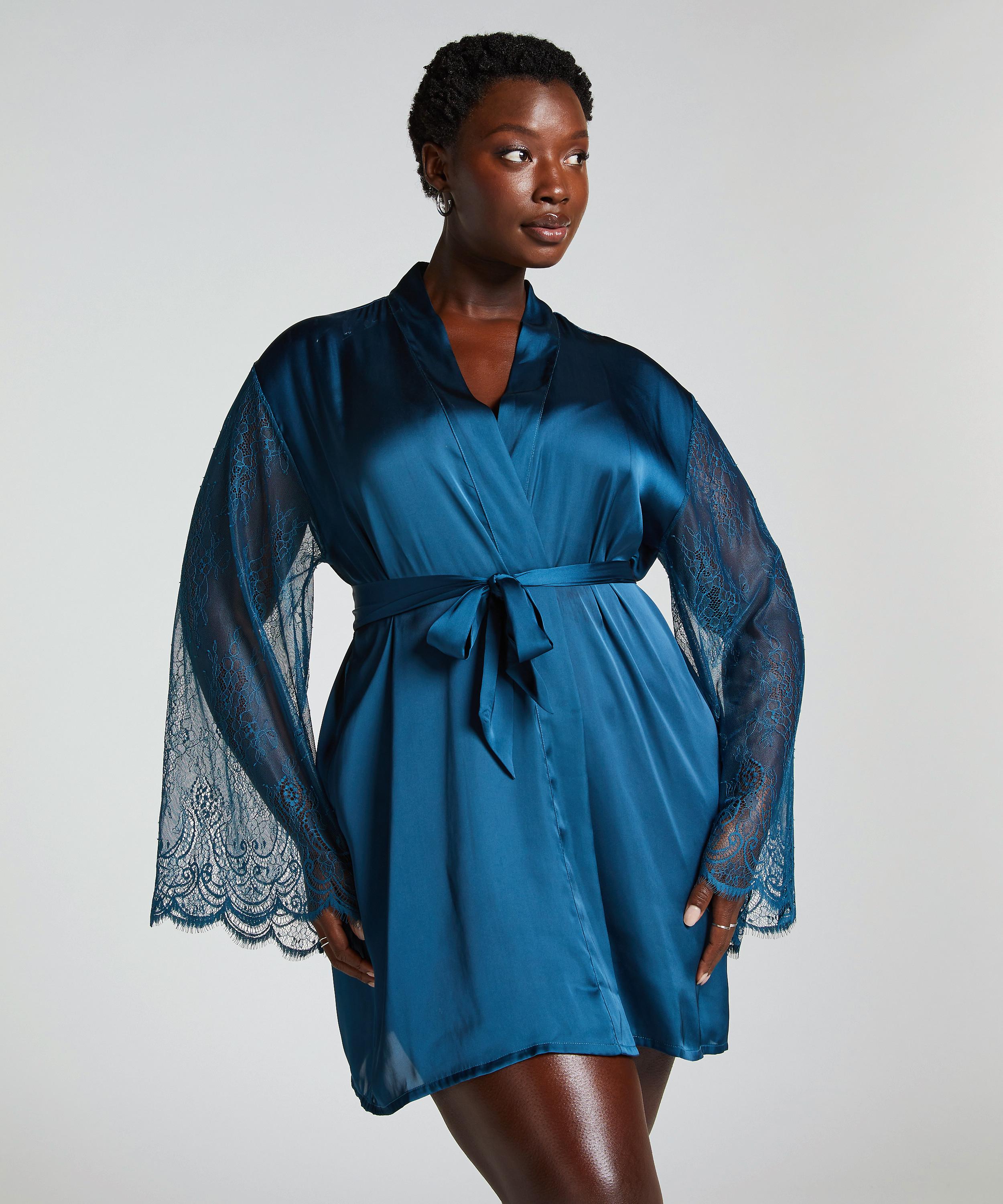 Satynowe kimono, Niebieski, main