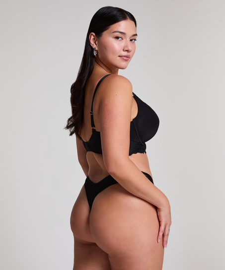 Stringi Jemima, Czarny