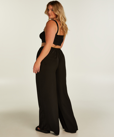 Kr&oacute;tki top z falbanami, Czarny