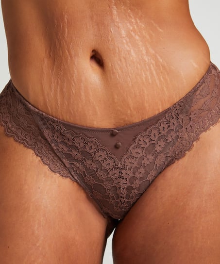 Brazyliany Daisy, Brązowy