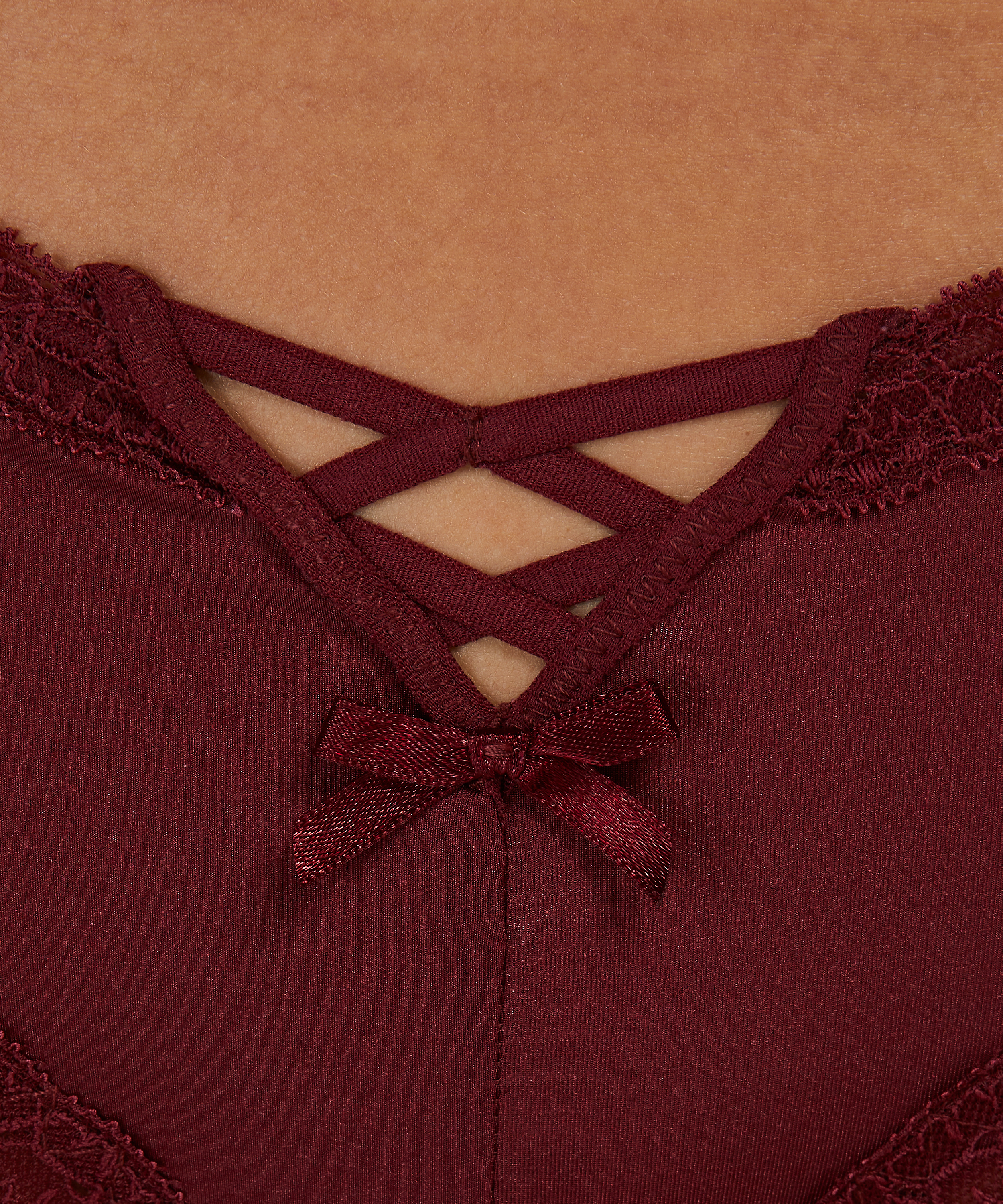 Brazyliany w kształcie litery V Vixen, Czerwony, main