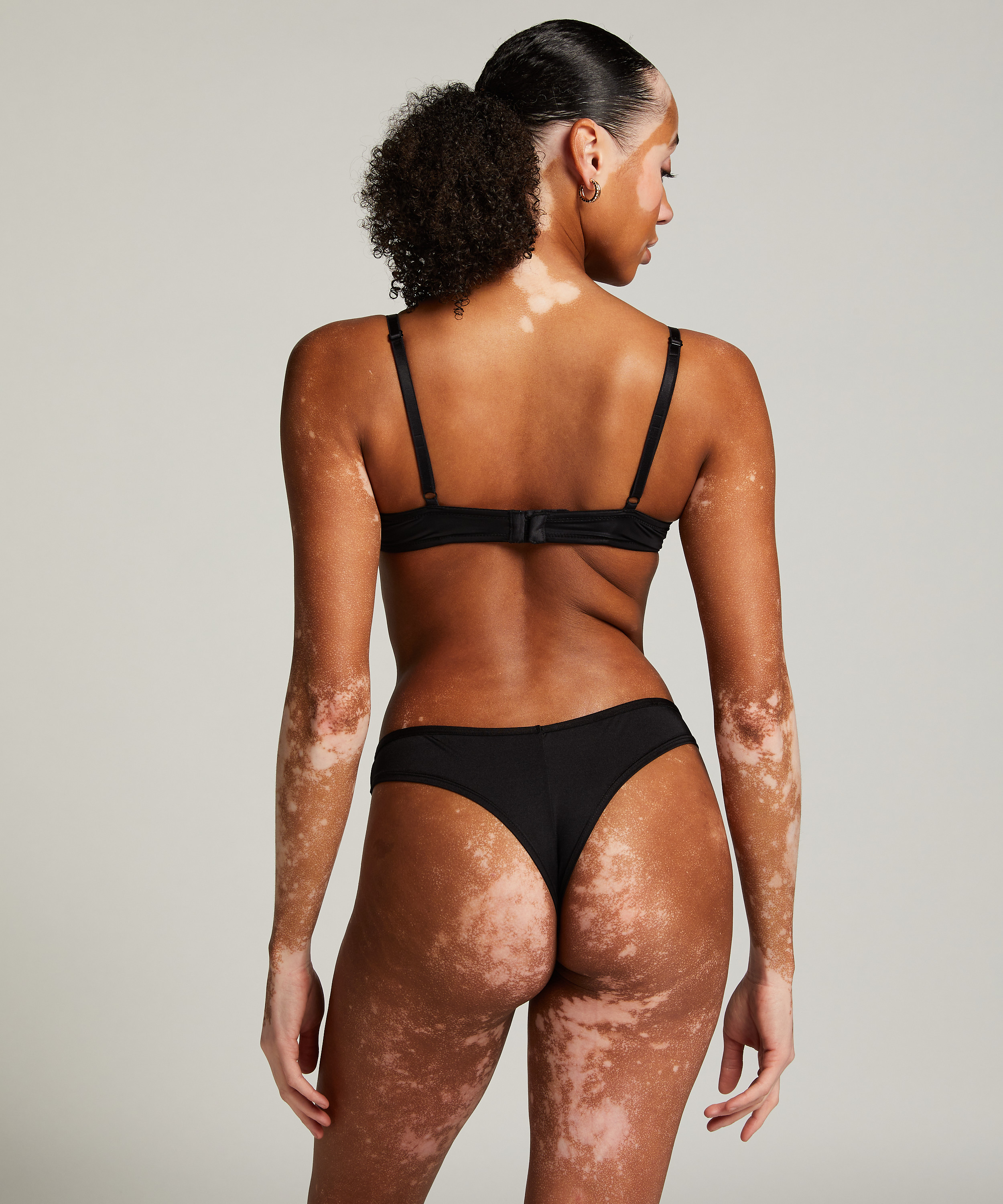 Figi typu cheekini Gunila, Czarny, main