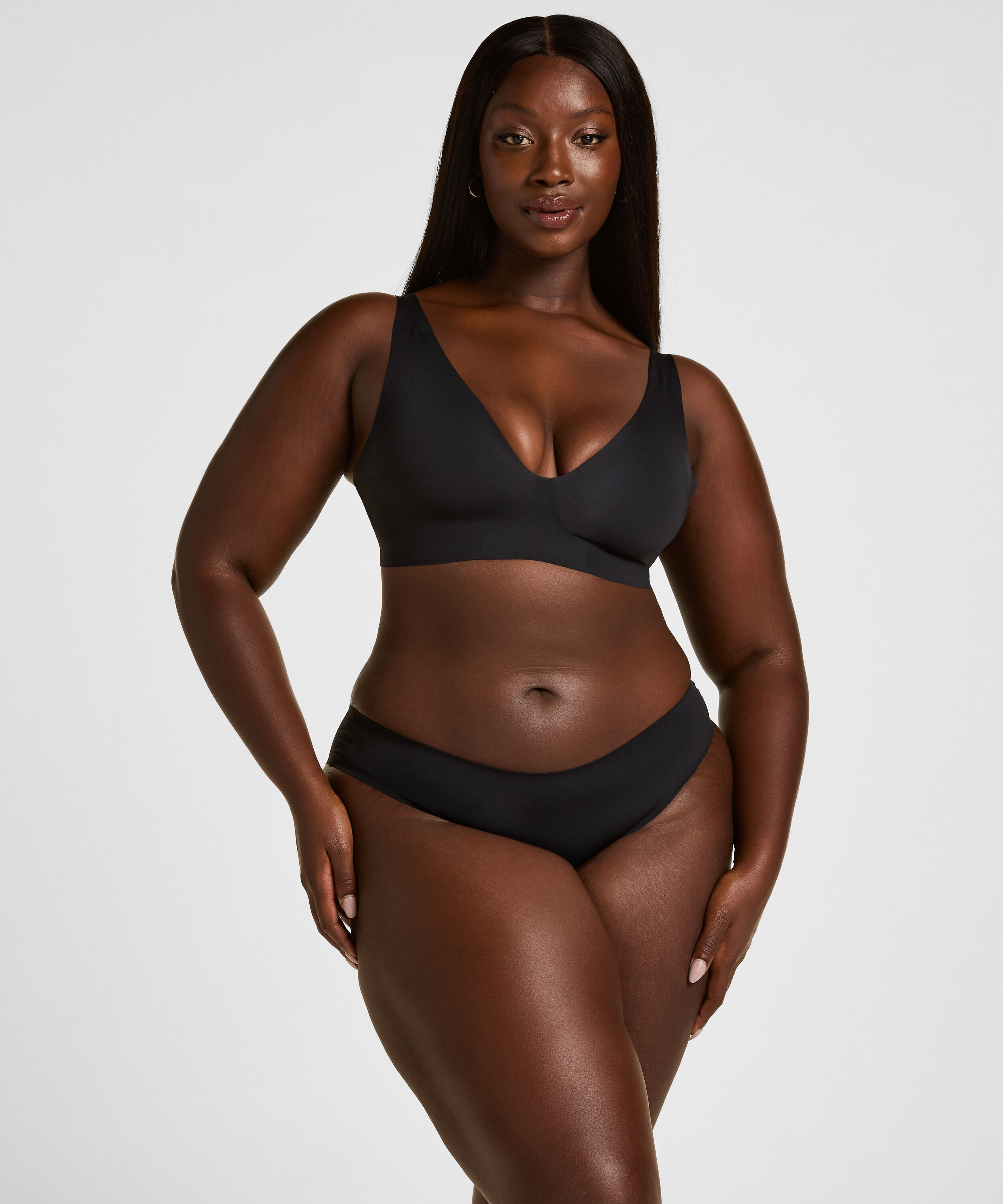 Super Comfort Brazyliany, Czarny