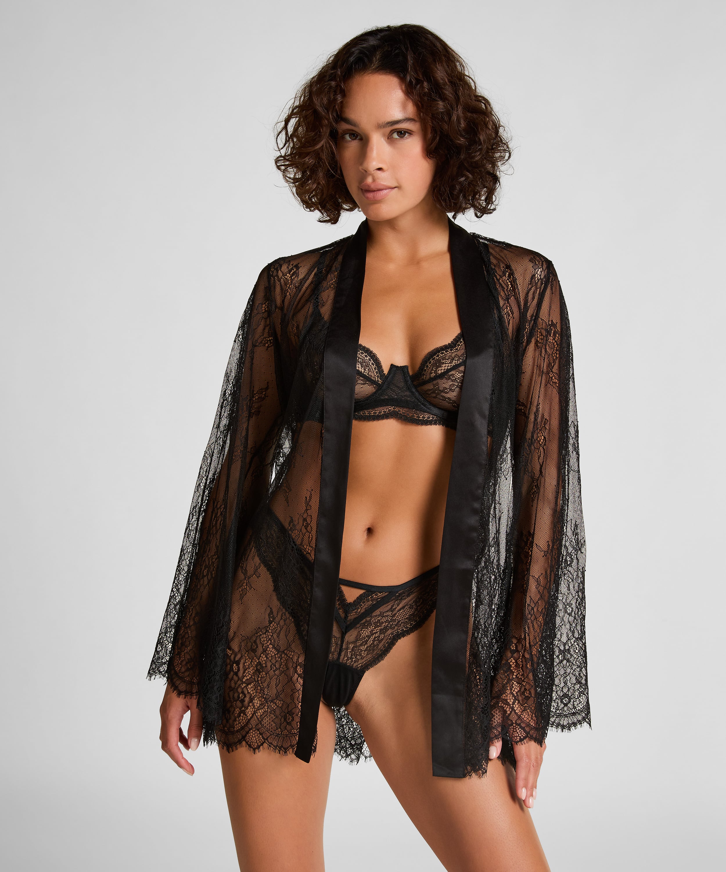 Koronkowe kimono, Czarny, main