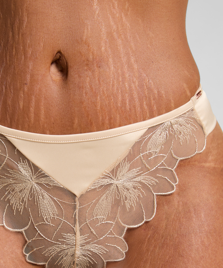 Stringi Emilia, Ż&oacute;łty