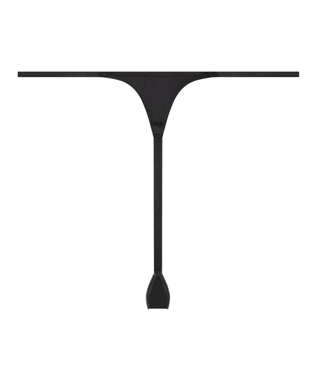 Stringi Ember, Czarny