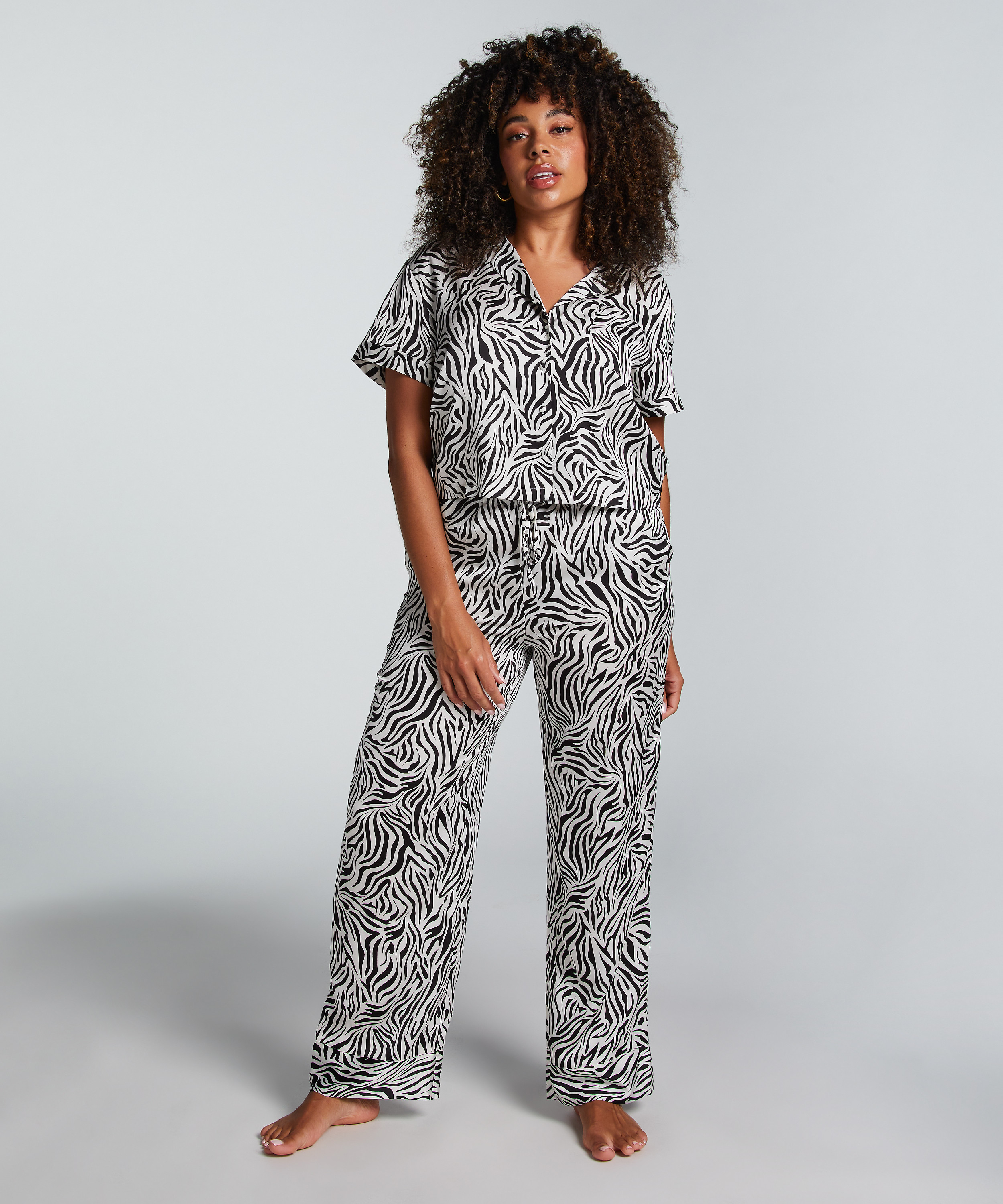 Satynowa narzutka Peppers z krótkim rękawem, Biały, main