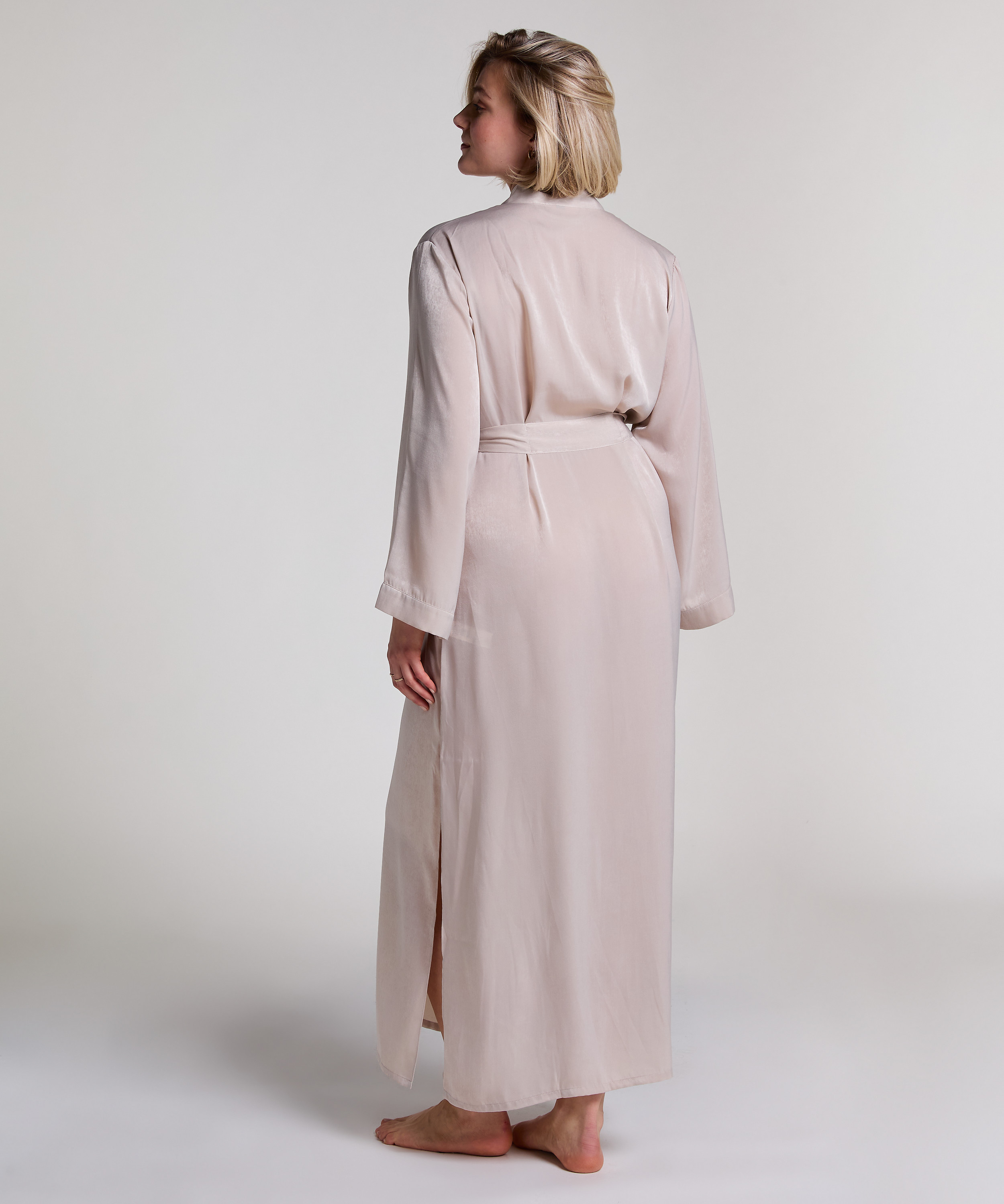 Satynowe kimono, Beżowy, main