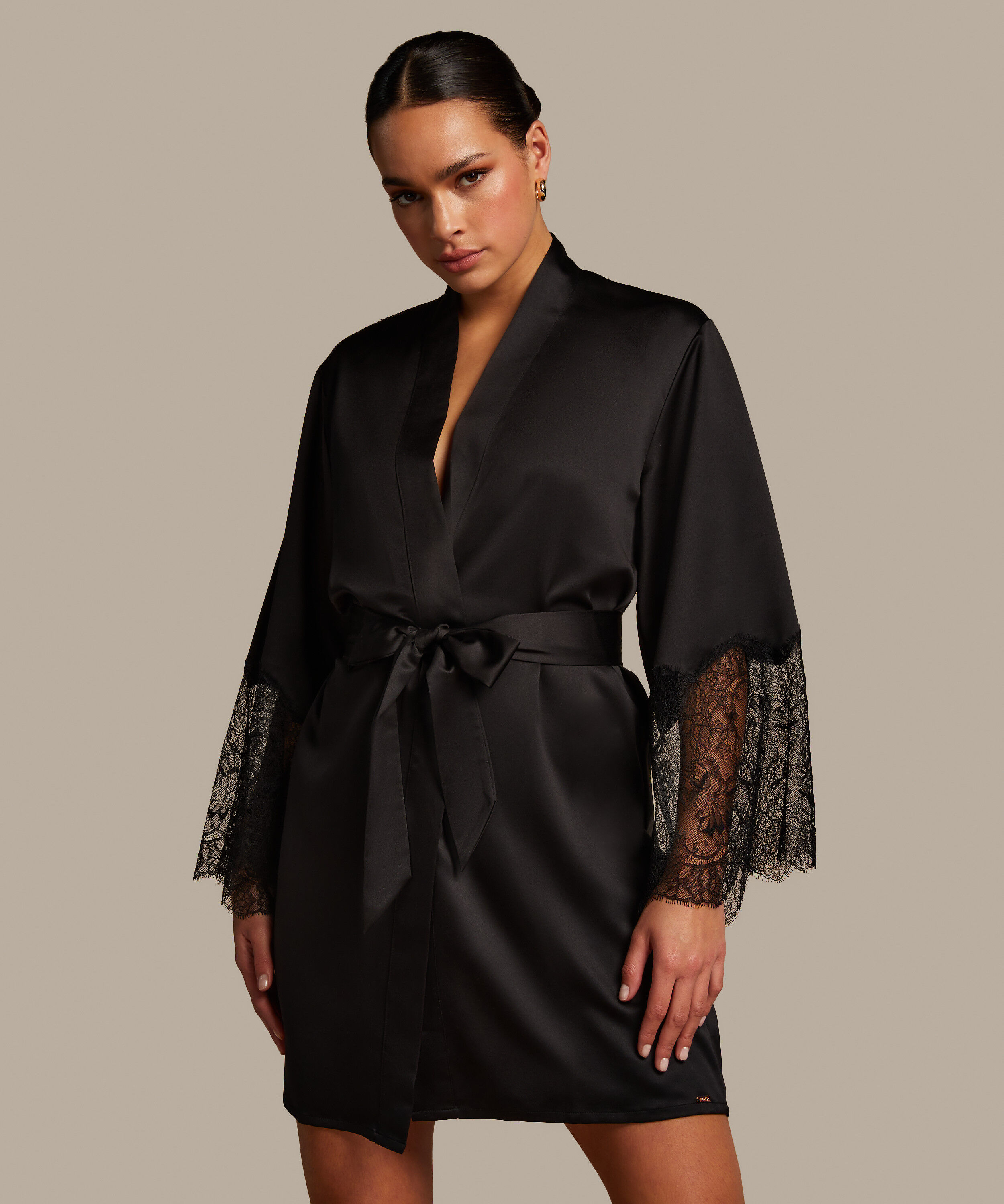 Kimono Camille, Czarny