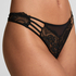 Stringi Briar, Czarny