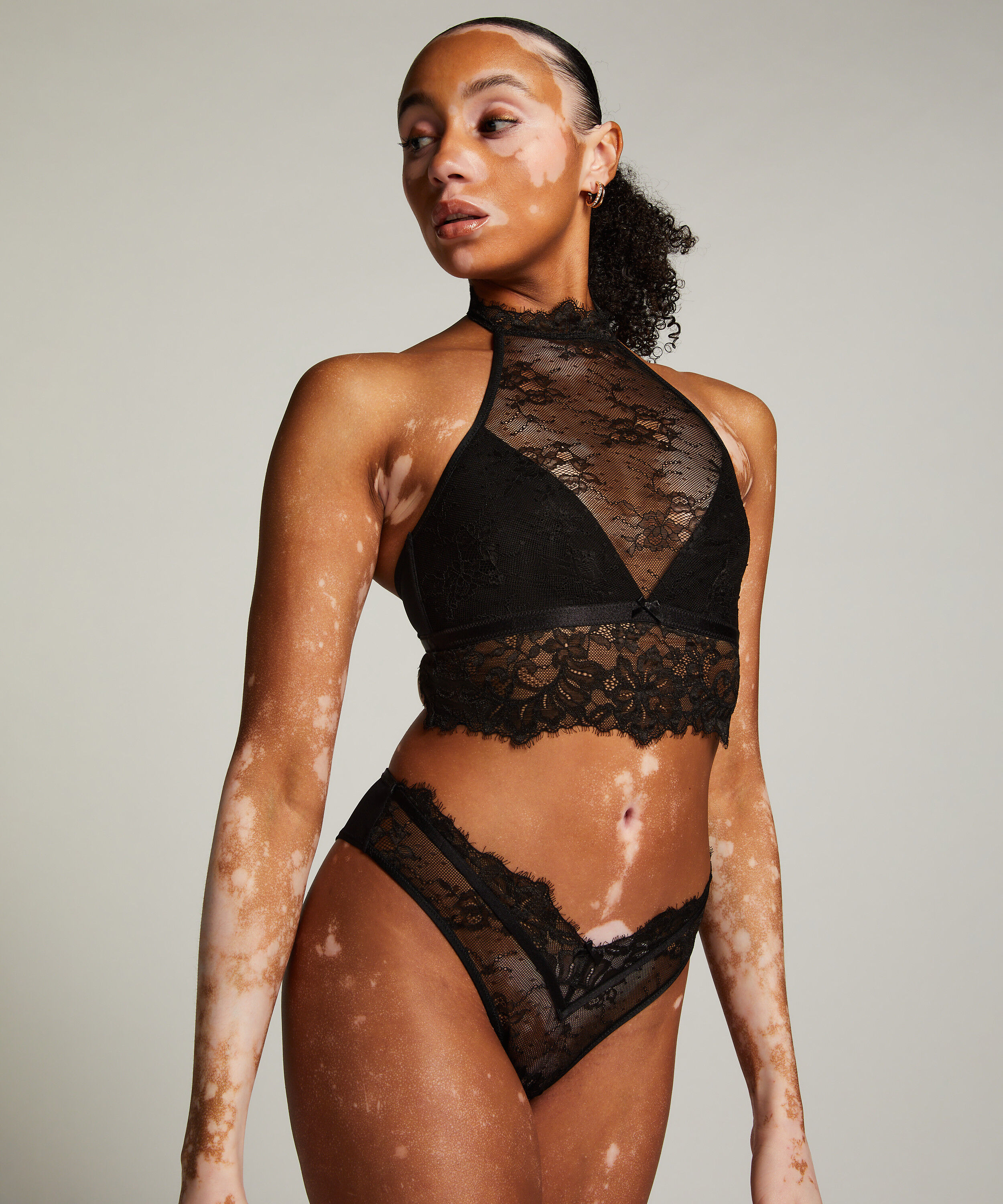 Majtki brazylijskie Sarah, Czarny