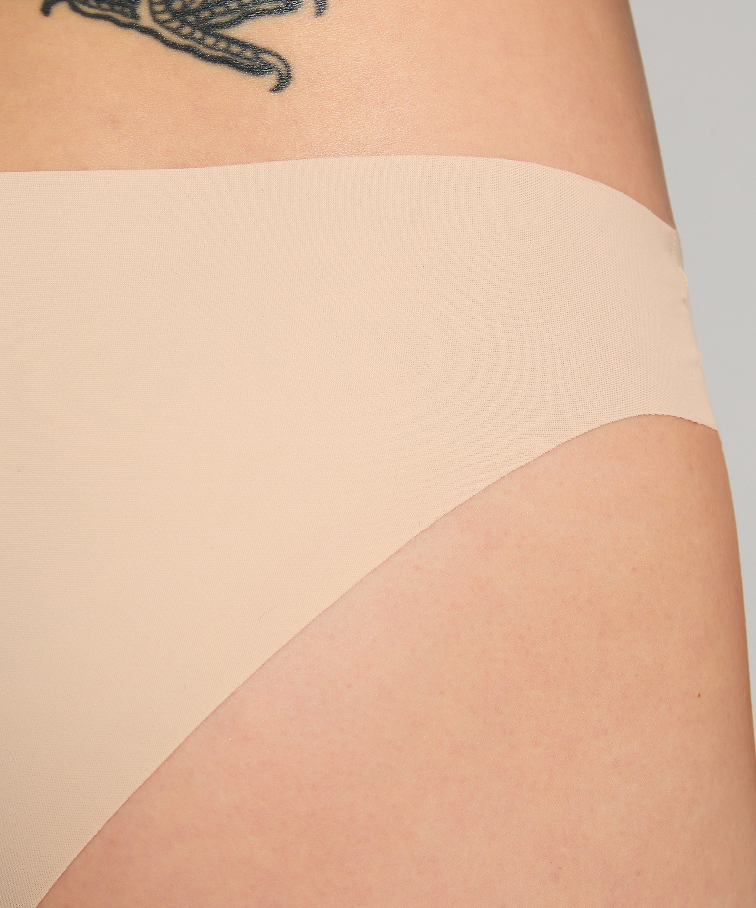 Niewidoczne brazylijskie Mikro, Beżowy, main