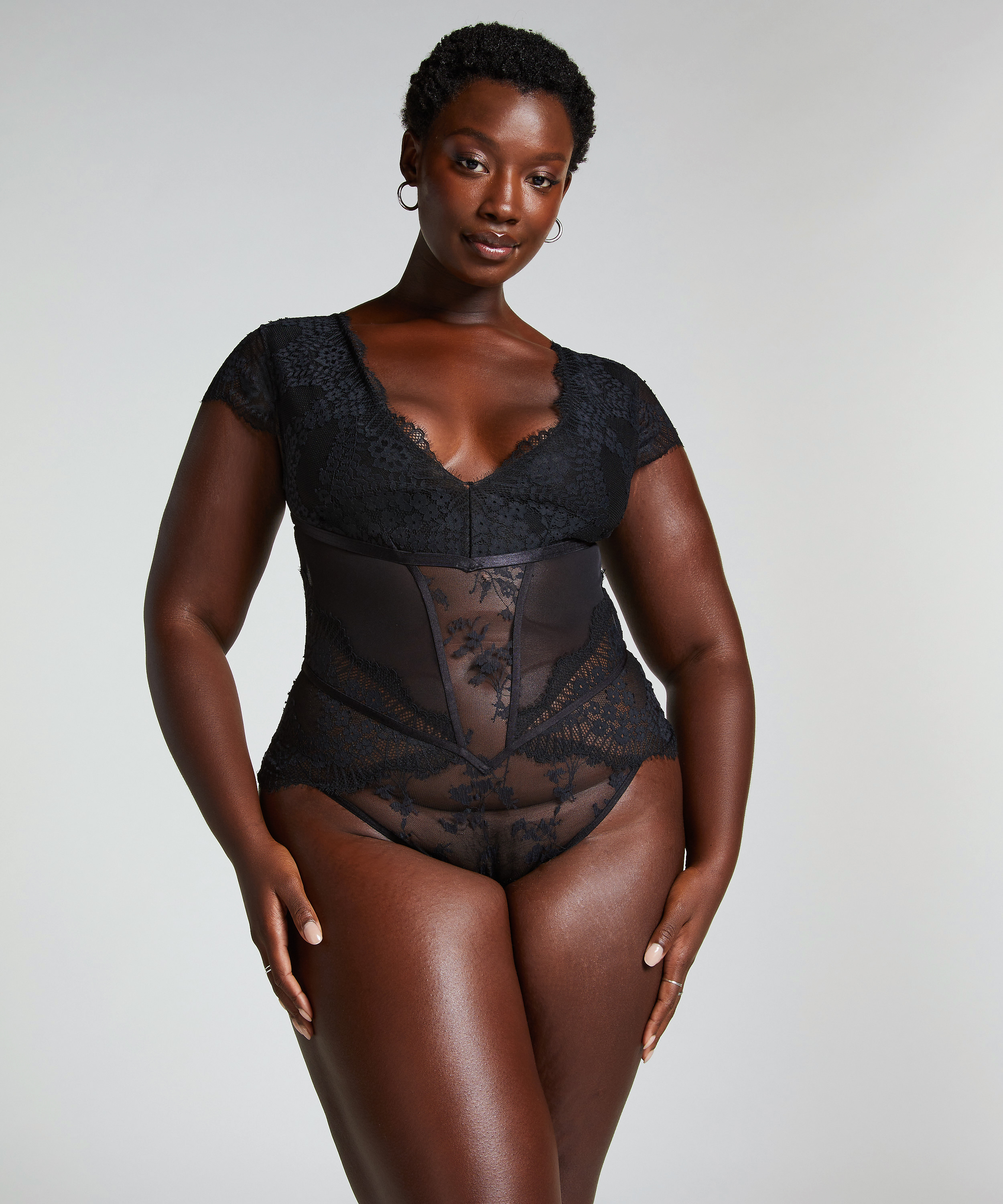 Body Daphne, Czarny, main