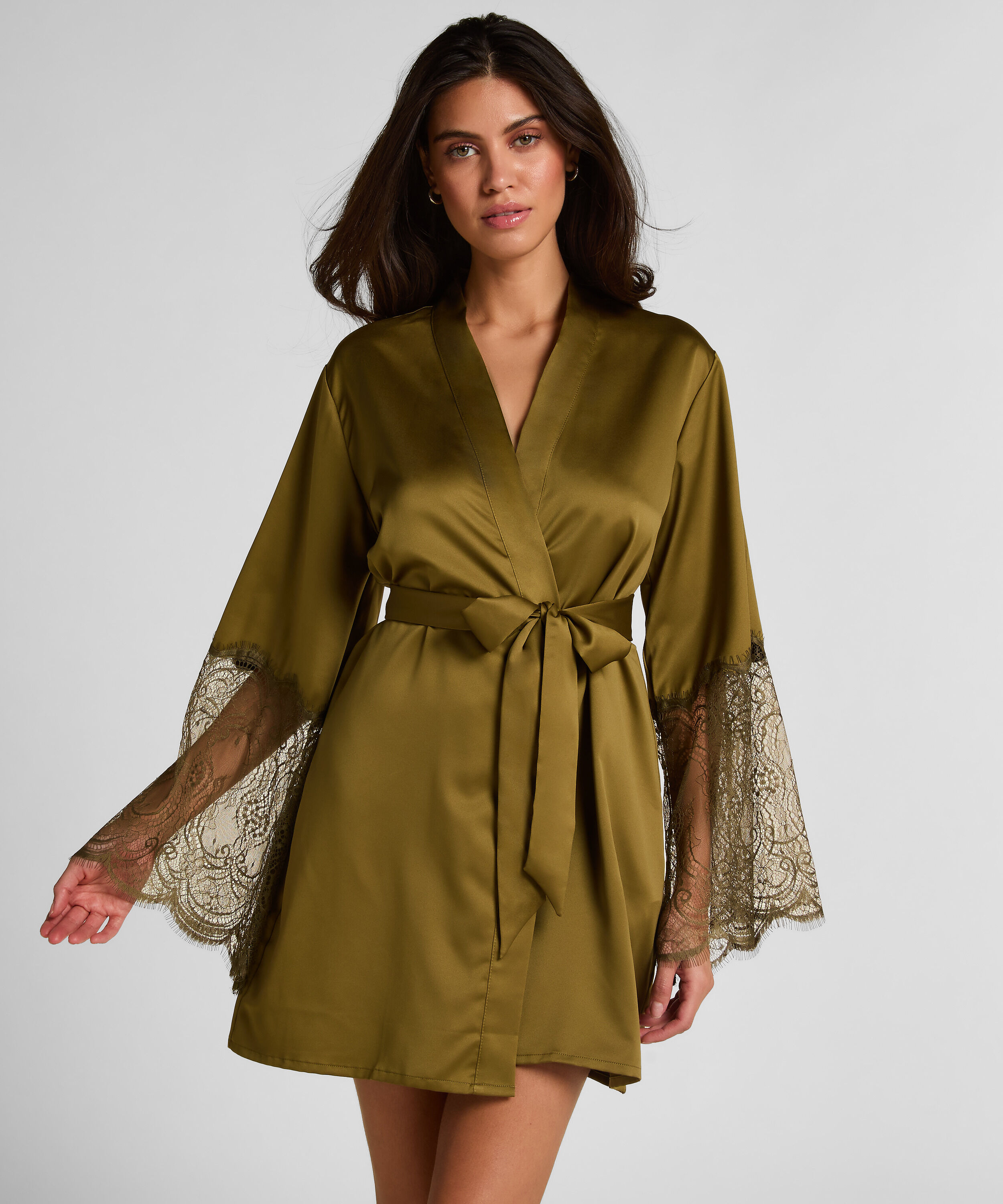 Satynowe kimono, Zielony