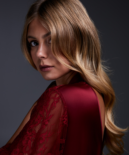 Kimono Jennifer, Czerwony