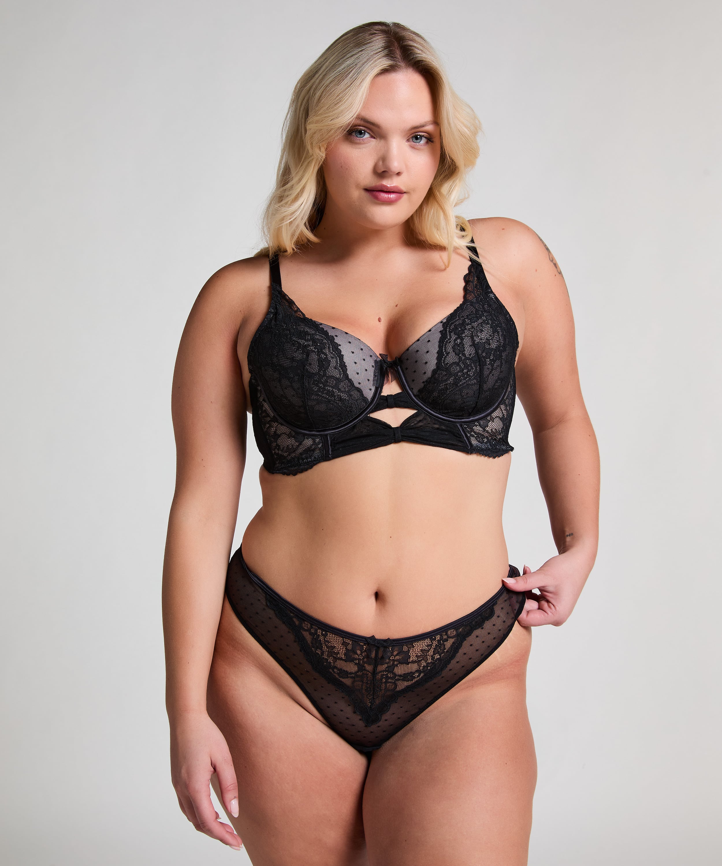 Stringi Juliette, Czarny, main