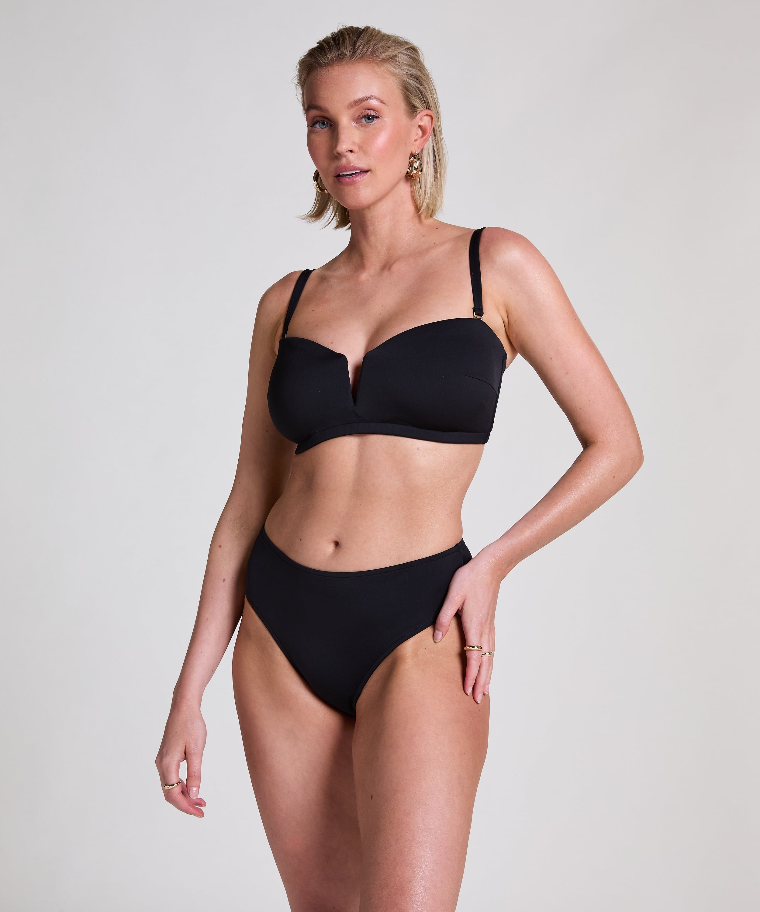 Neoprenowy top od bikini Bandeau, Czarny, main