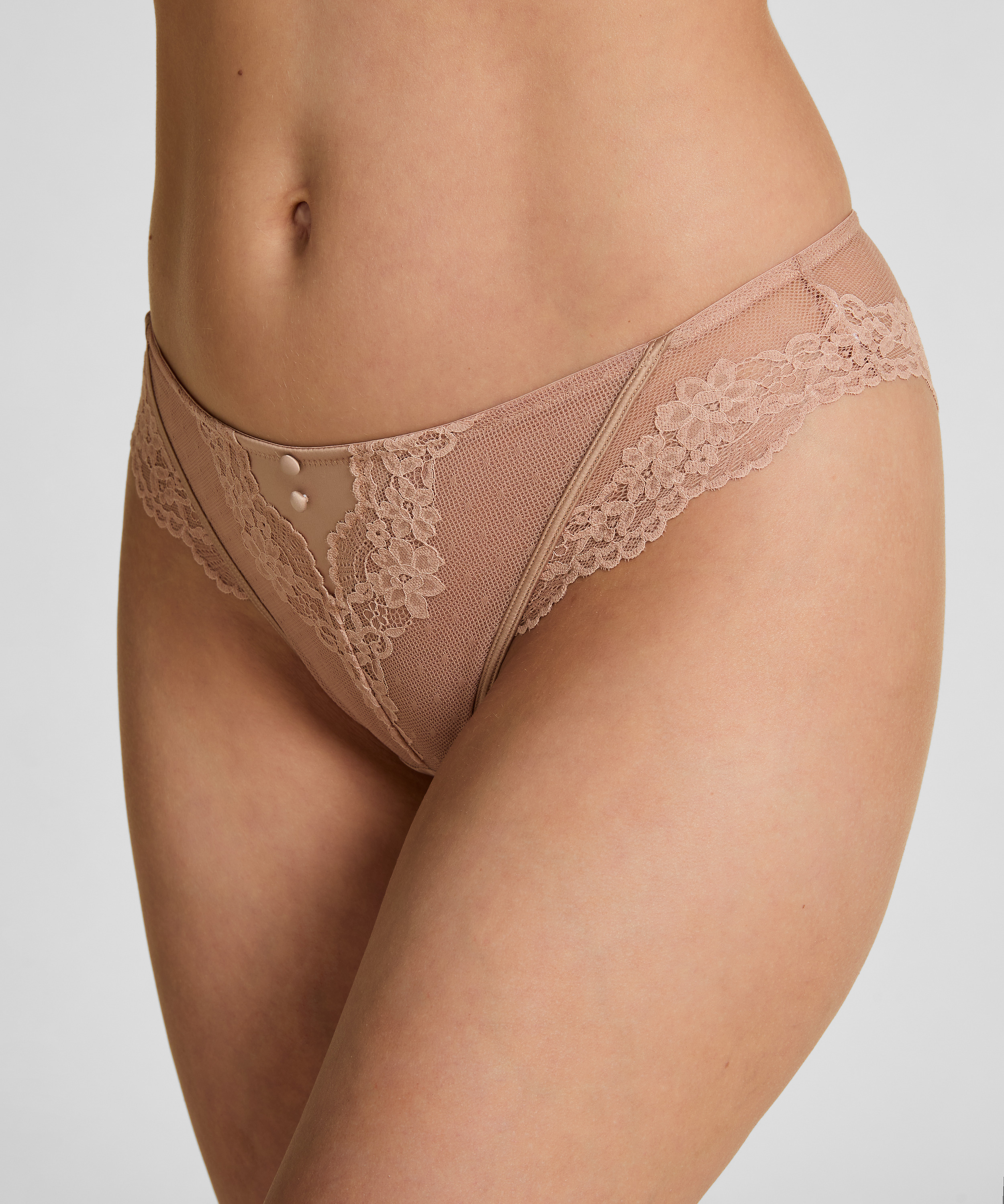 Brazyliany Laila, Brązowy, main