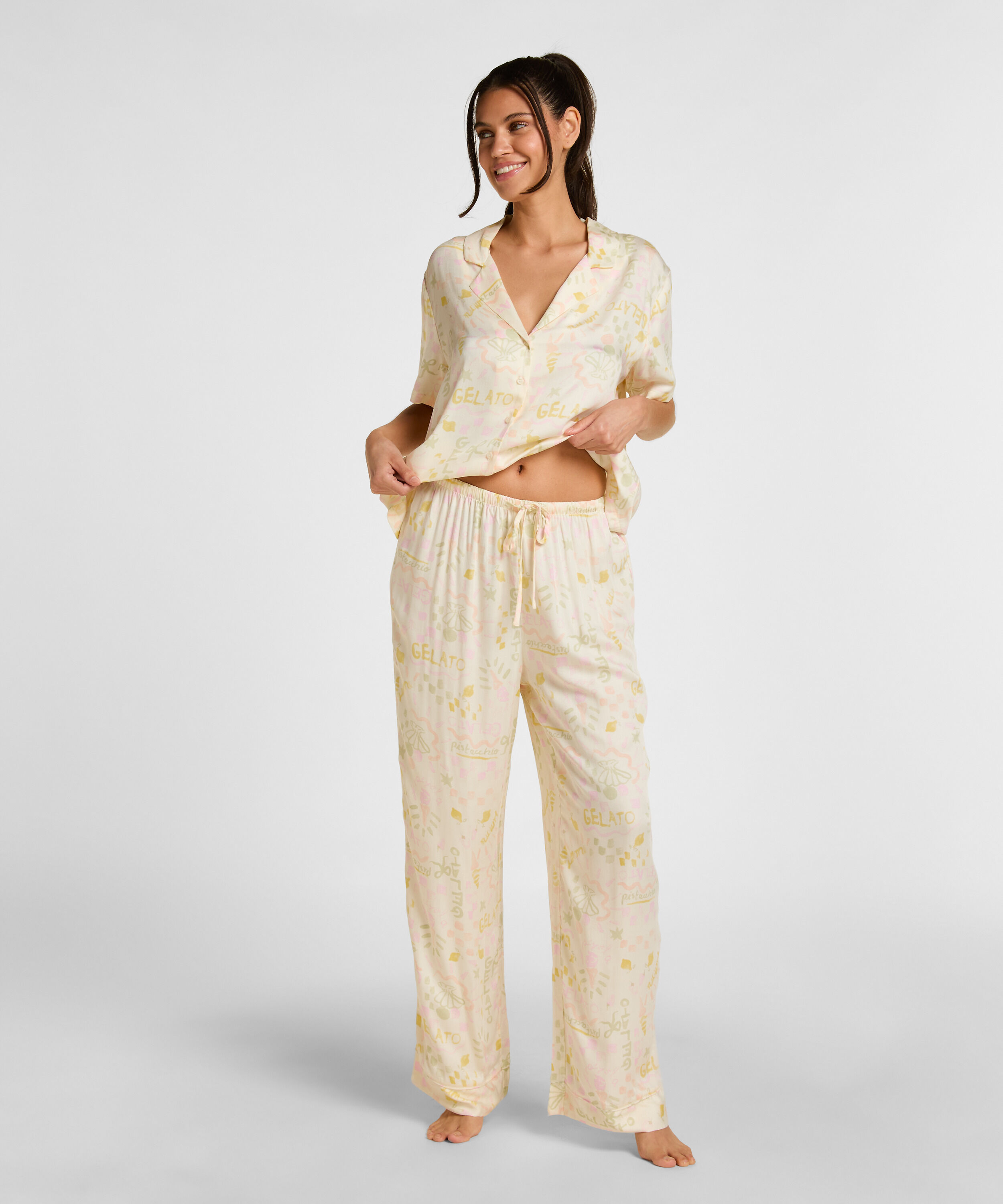 Spodnie z satyny, Biały