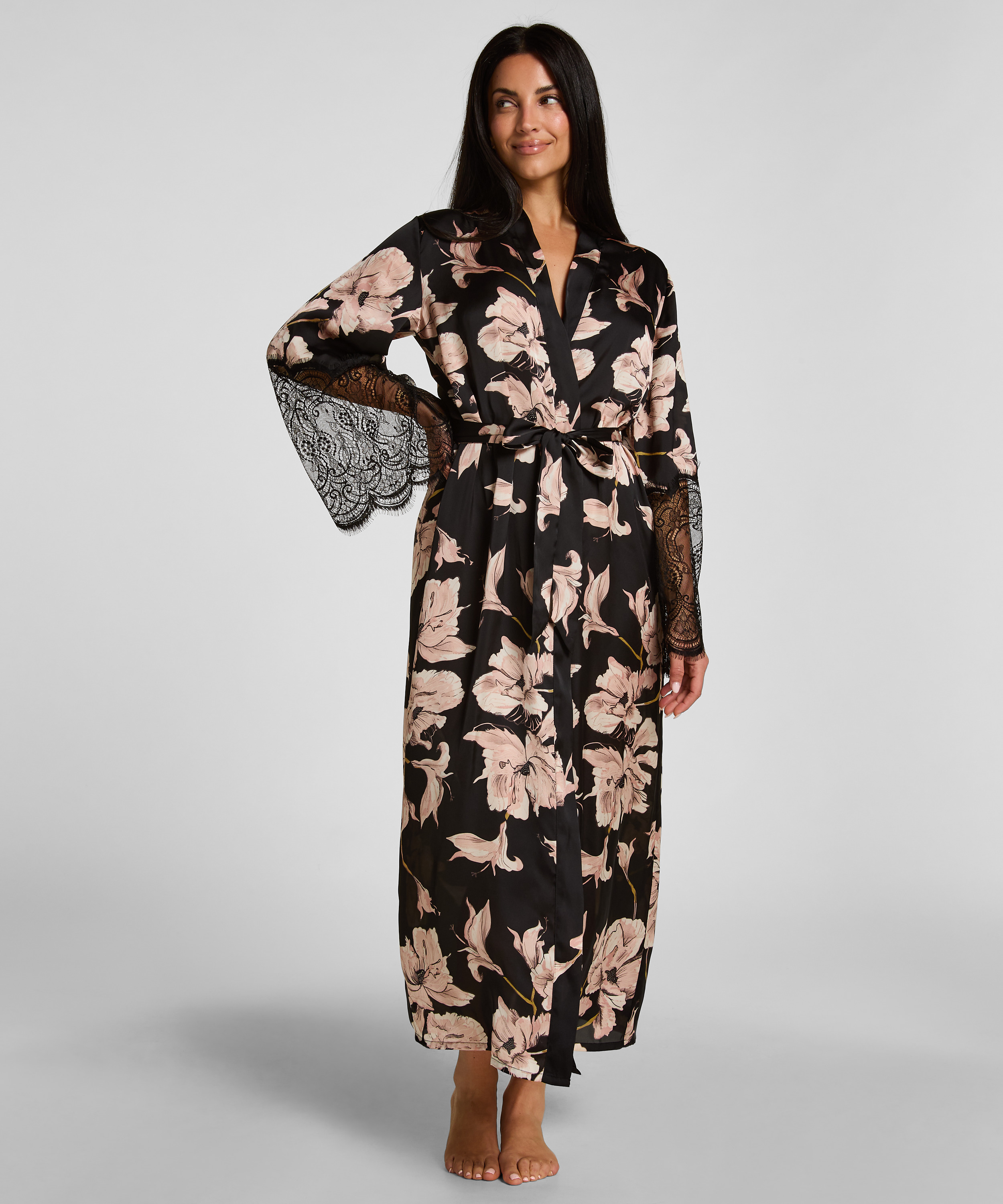 Satynowe długie kimono z koronką, Czarny, main