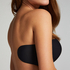 Stick on bra, Czarny