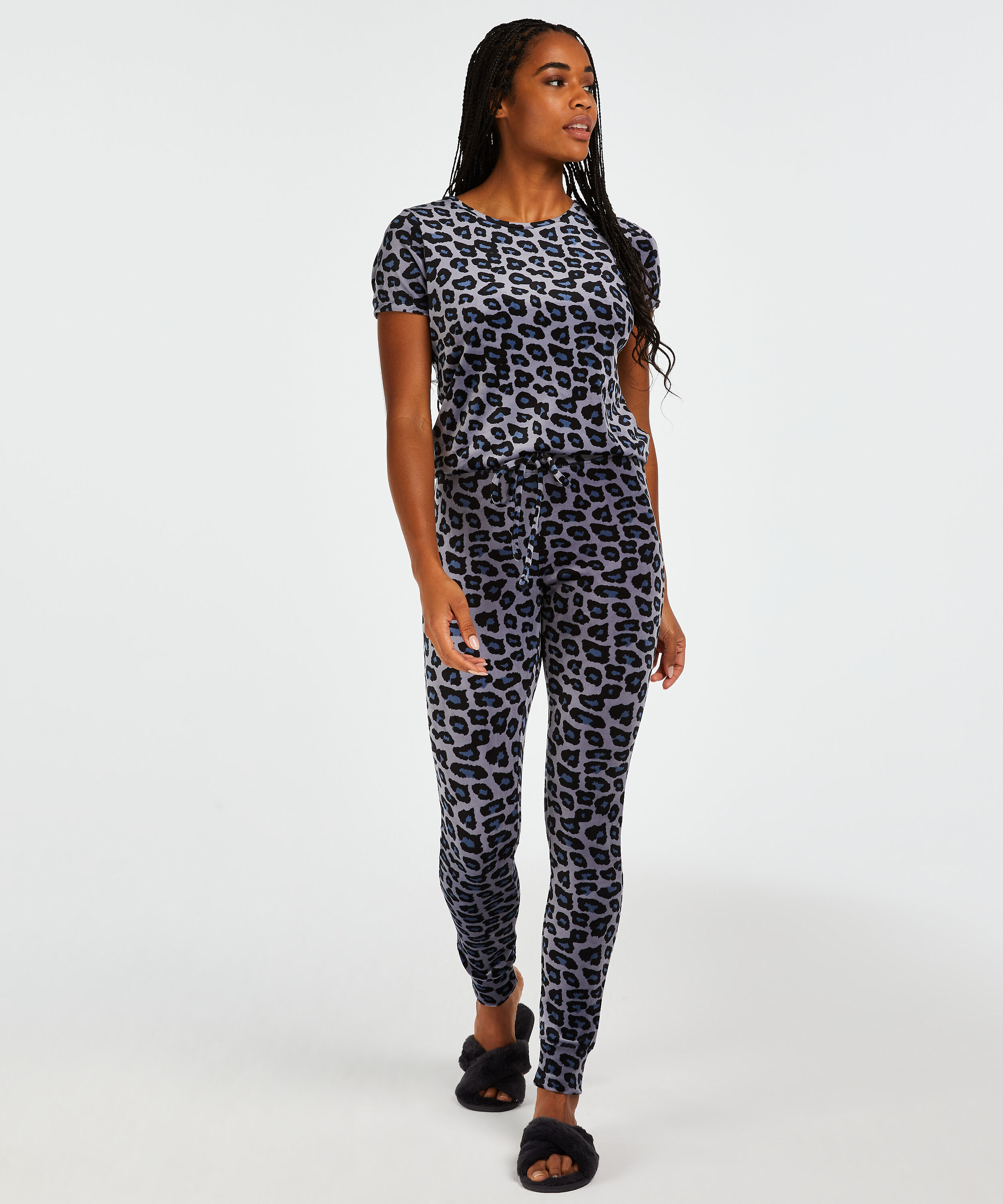 Aksamitne legginsy, Szary