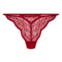 Stringi Isabelle, Czerwony