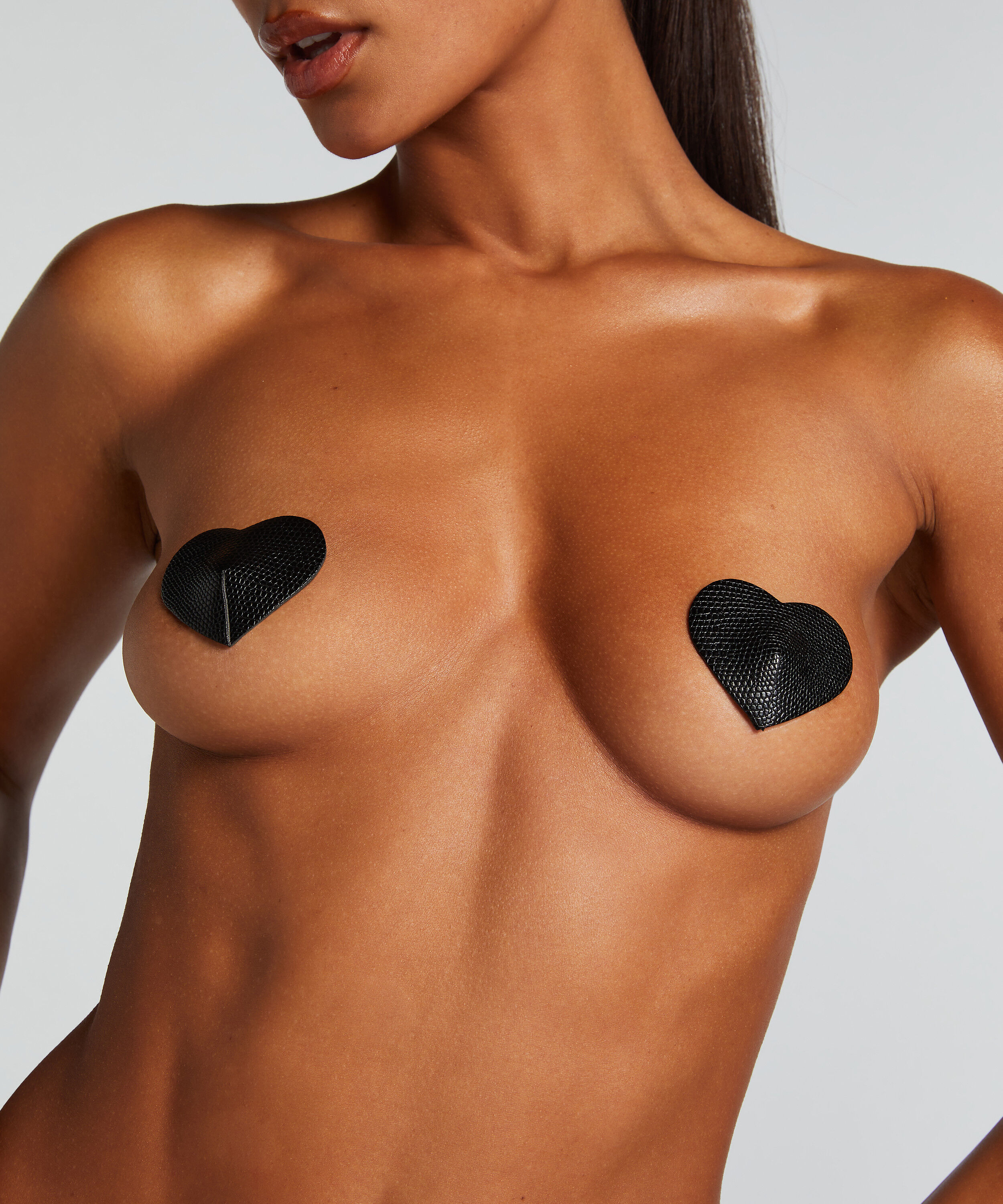 Private nasutniki Snake, Czarny