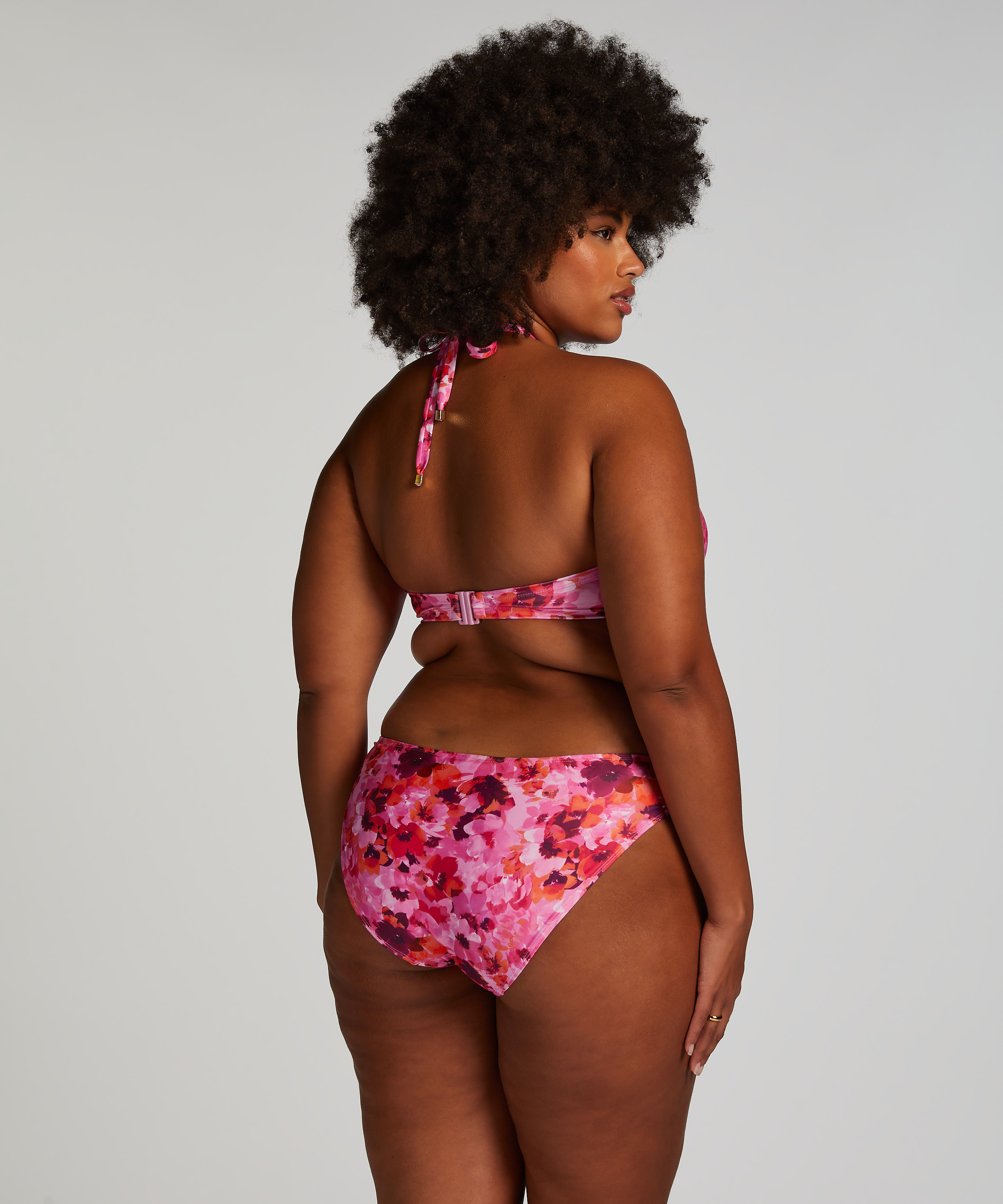 G&oacute;ra od bikini w kwiaty miseczki E +, R&oacute;żowy, main
