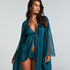 Satynowe kimono, Niebieski