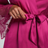 Satynowe kimono, R&oacute;żowy