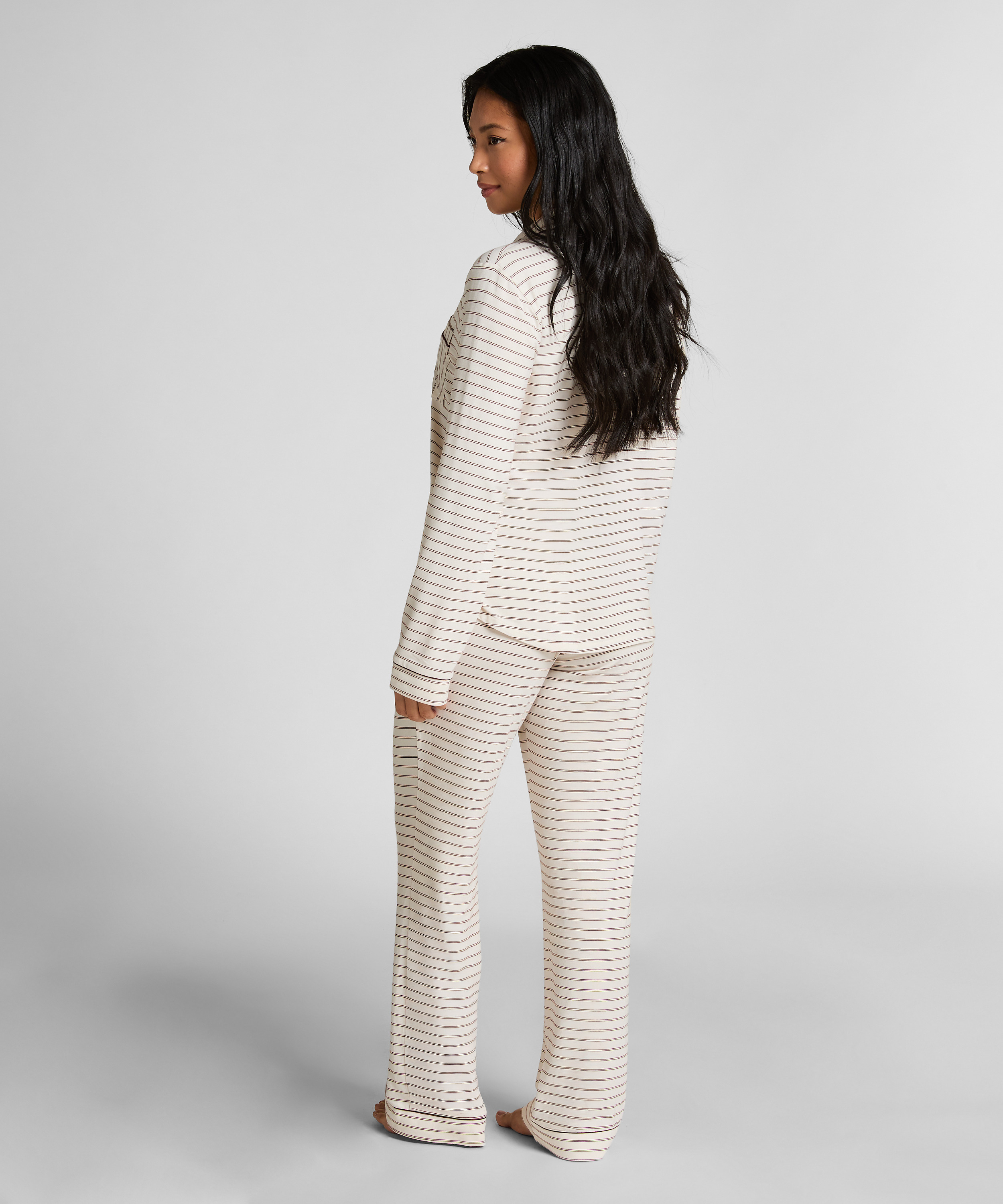 Narzutka Essential z dżerseju z długim rękawem, Biały, main