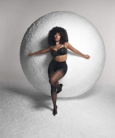 Usztywniony biustonosz push-up bez ramiączek na fiszbinach Smooth, Czarny