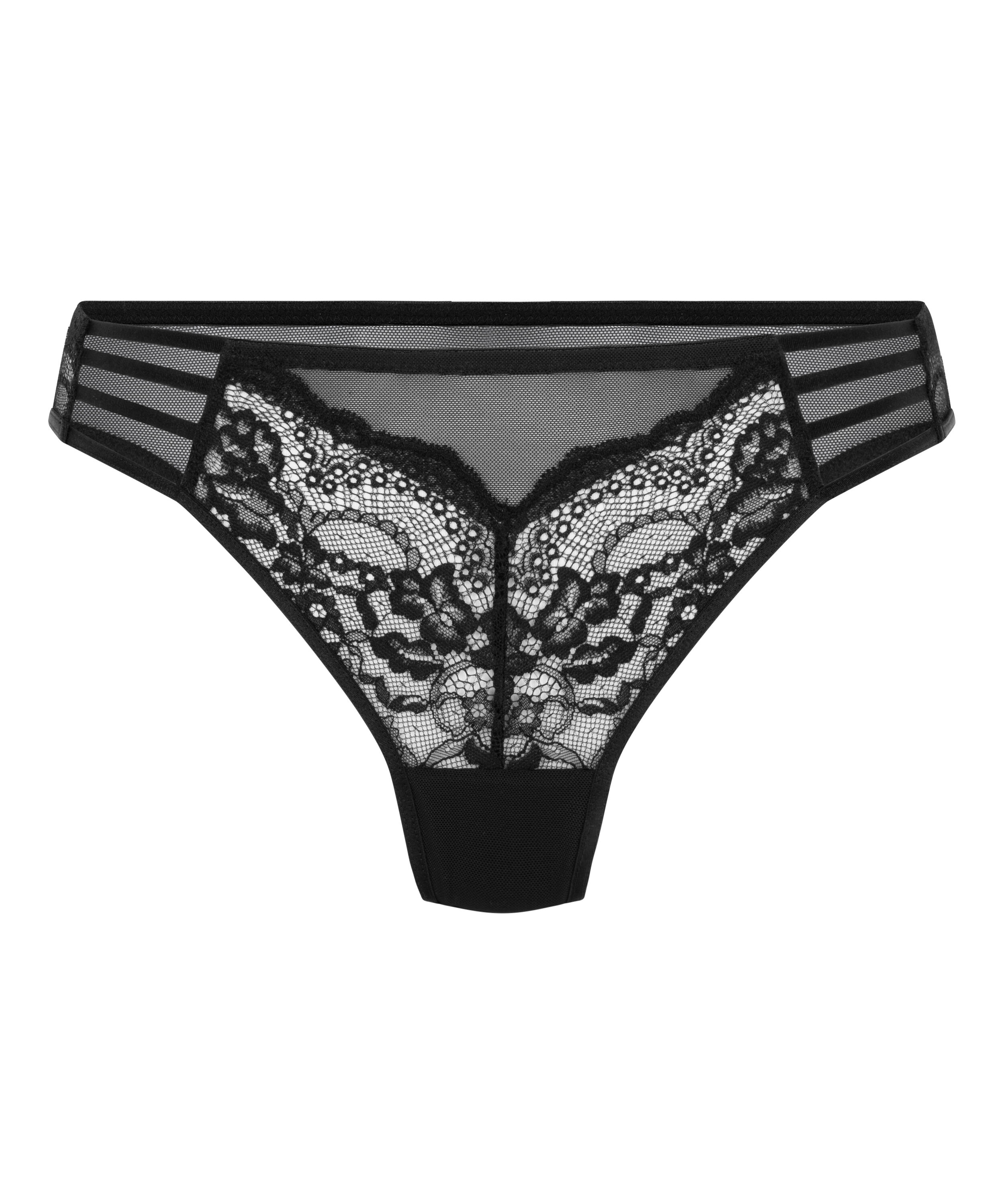 Stringi Briar, Czarny