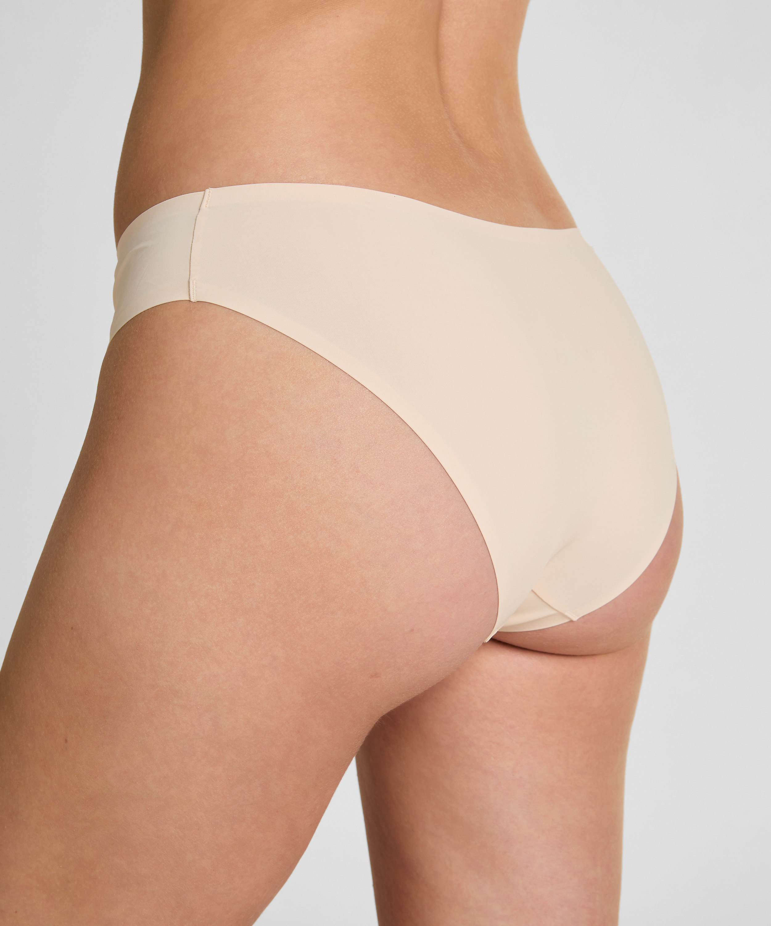 Niewidoczne brazyliany, Beżowy, main