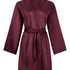 Satynowe kimono, Czerwony