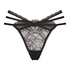 Stringi Normani, Czarny
