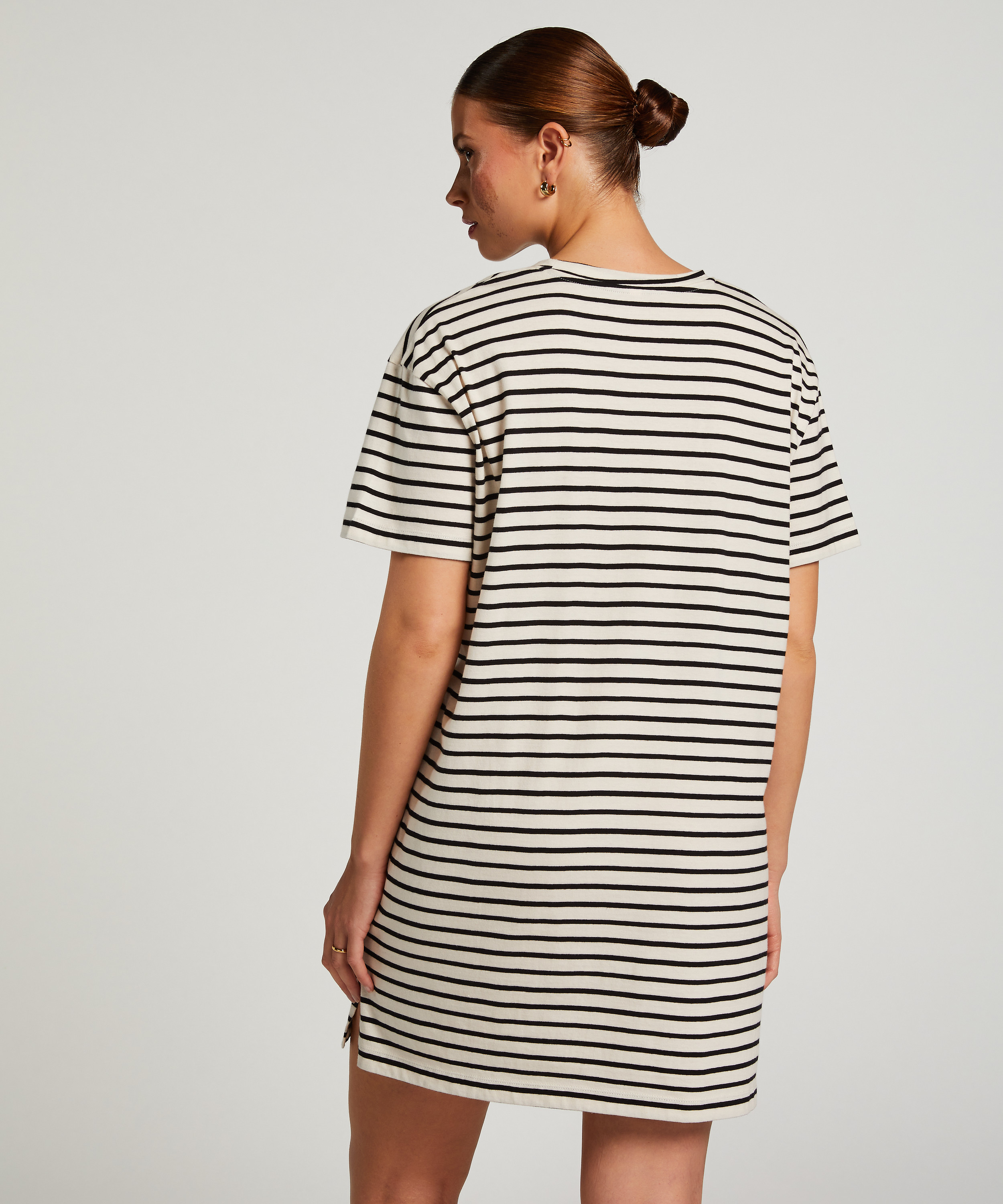 Koszula nocna z okrągłym dekoltem, Czarny, main