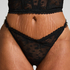 Stringi Darcy, Czarny