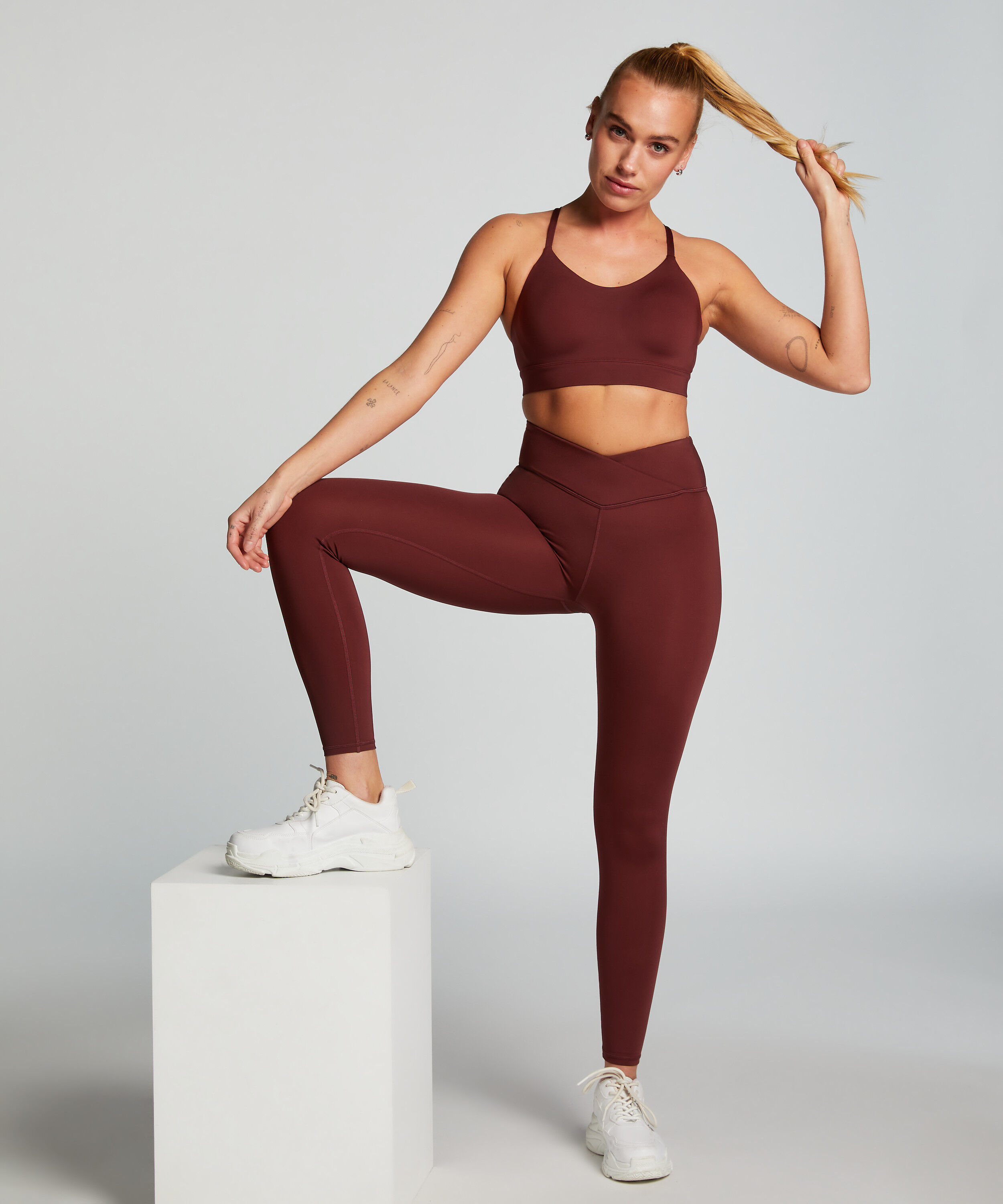 Legginsy z wysokim stanem, Czerwony