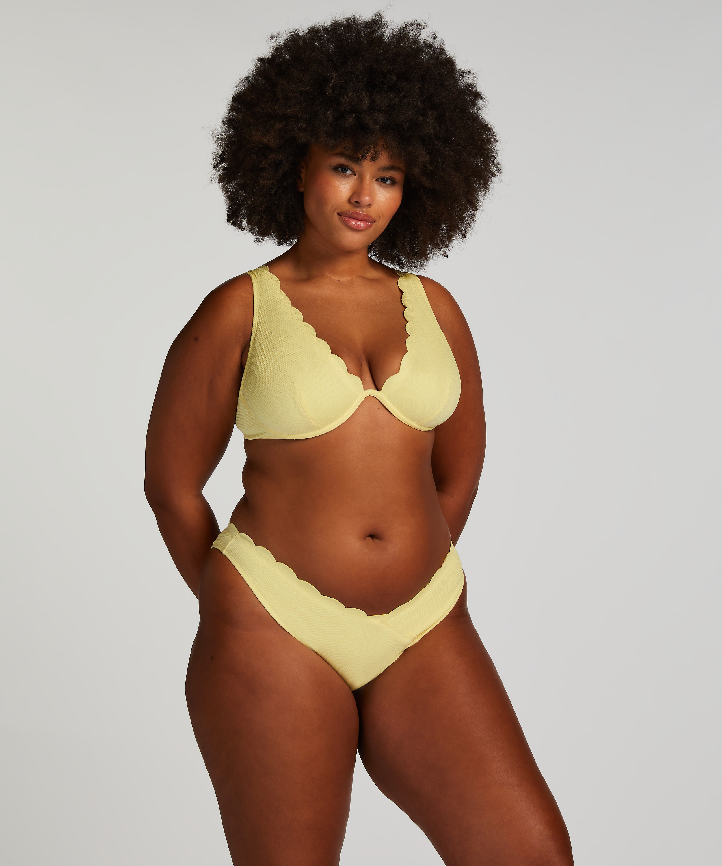 Majtki Bikini Wysoko Krojona Scallop, Ż&oacute;łty, main
