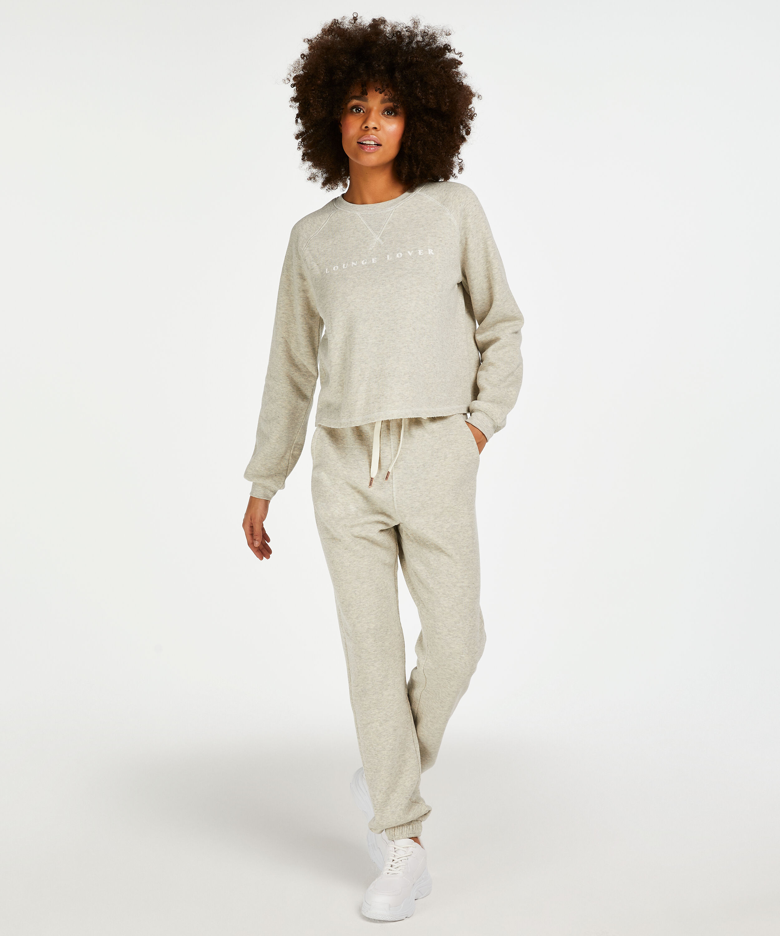 Spodnie do joggingu, Szary