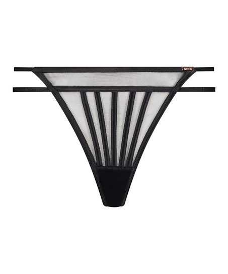 Stringi Paige, Czarny