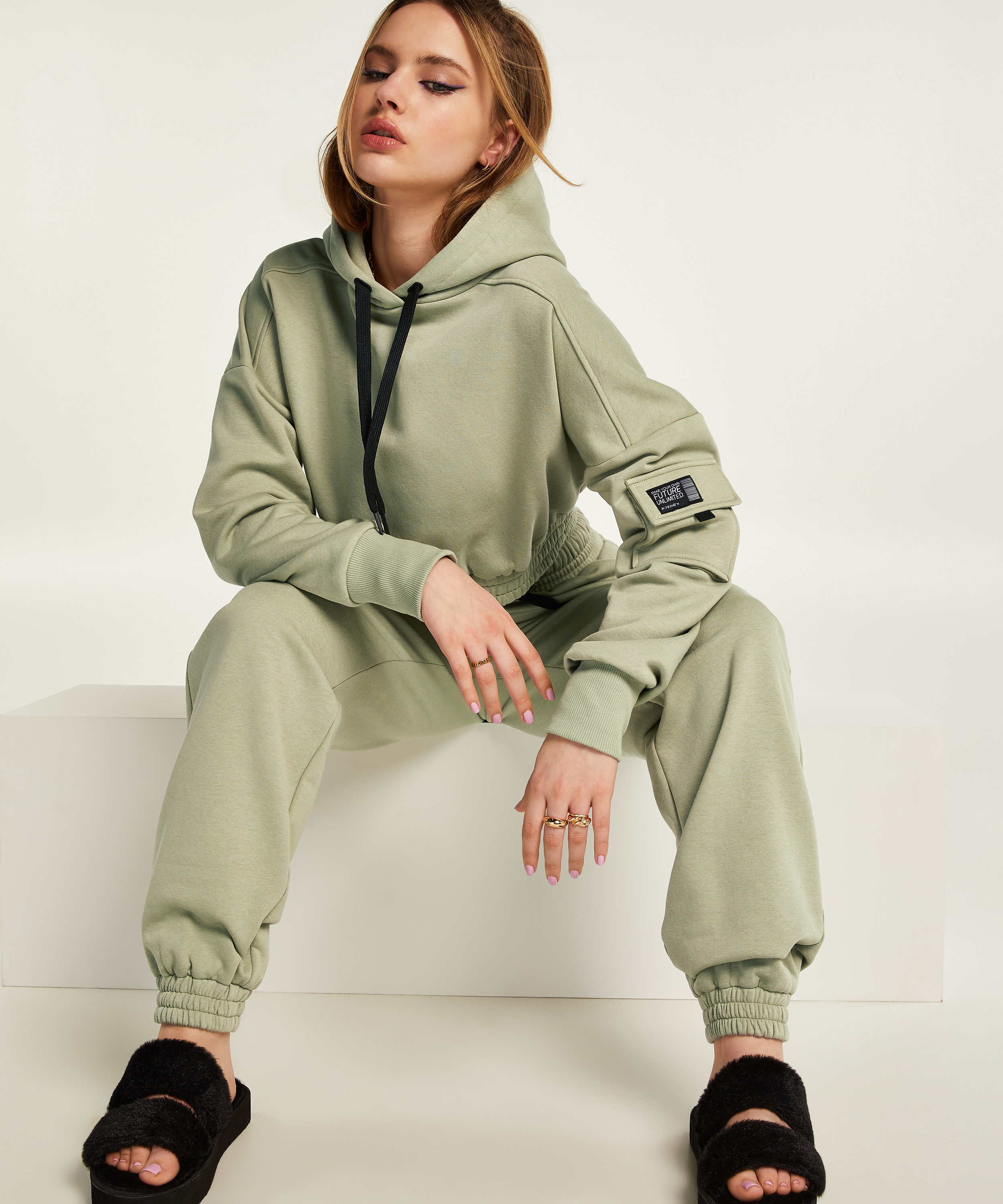 Krótka bluza z kapturem Kim Petras, Zielony, main