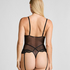 Body Whitney, Czarny