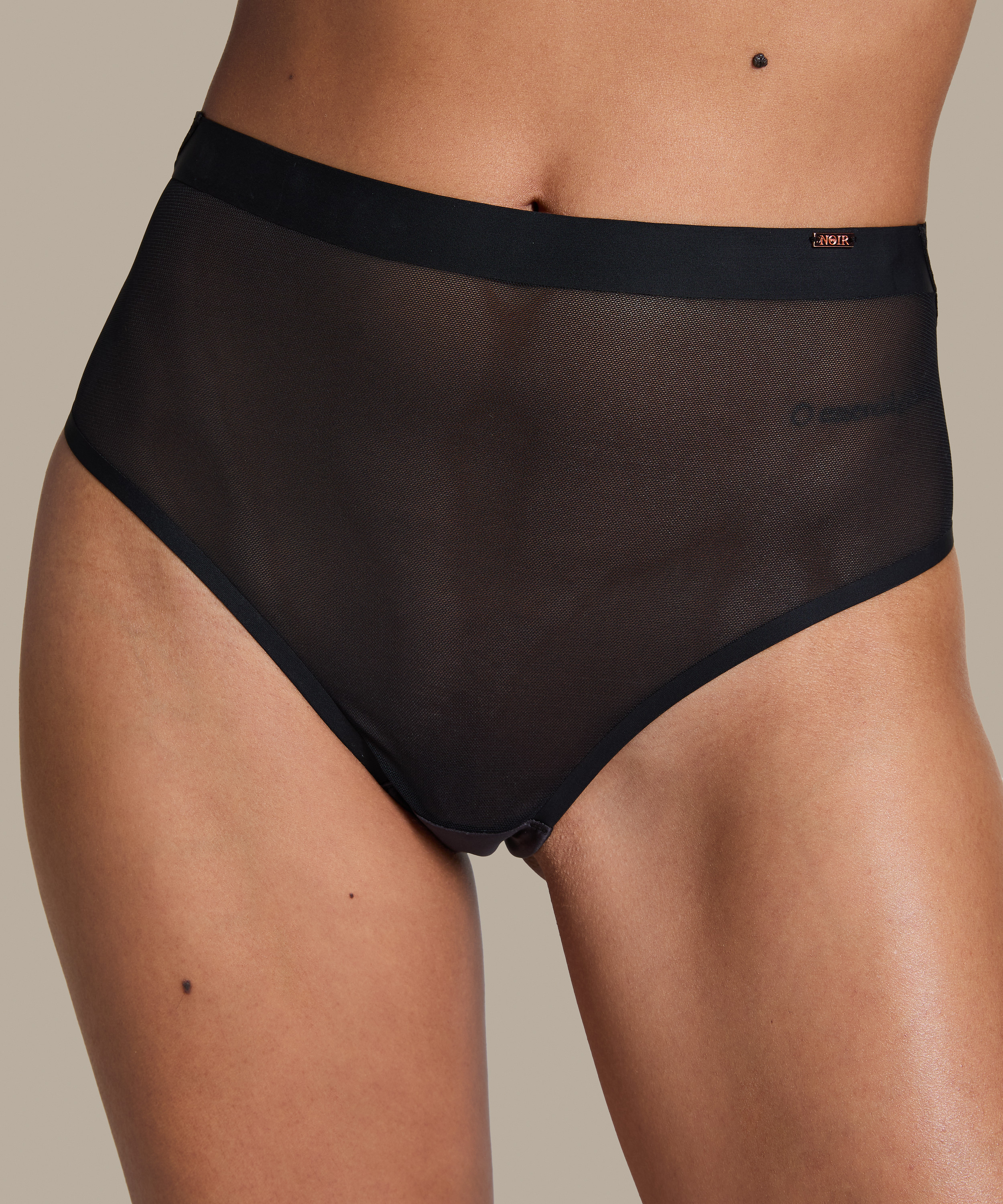 Figi z wysokim stanem Essential, Czarny, main