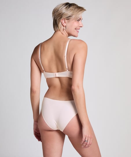 Niewidoczne brazyliany, Beżowy