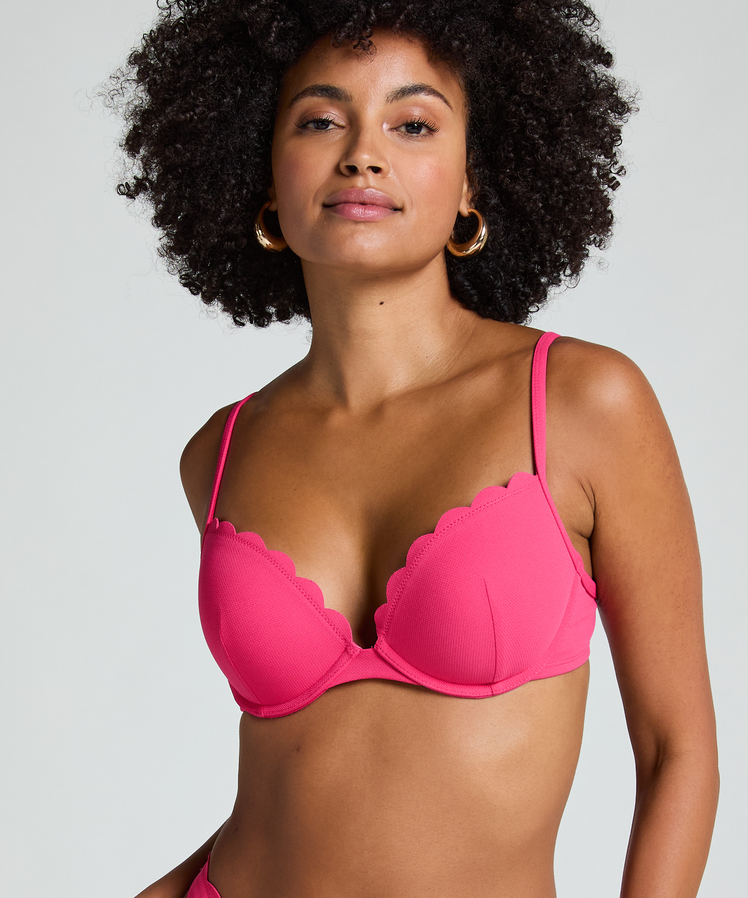 G&oacute;ra od bikini push-up z fiszbinami, z falowanym brzegiem, miseczki A &ndash; E, R&oacute;żowy, main