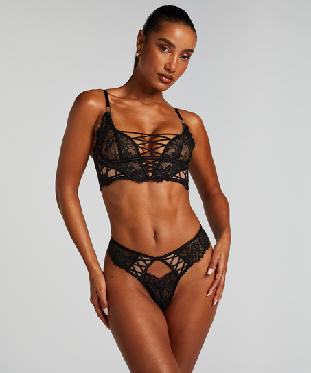 Stringi Loretta, Czarny