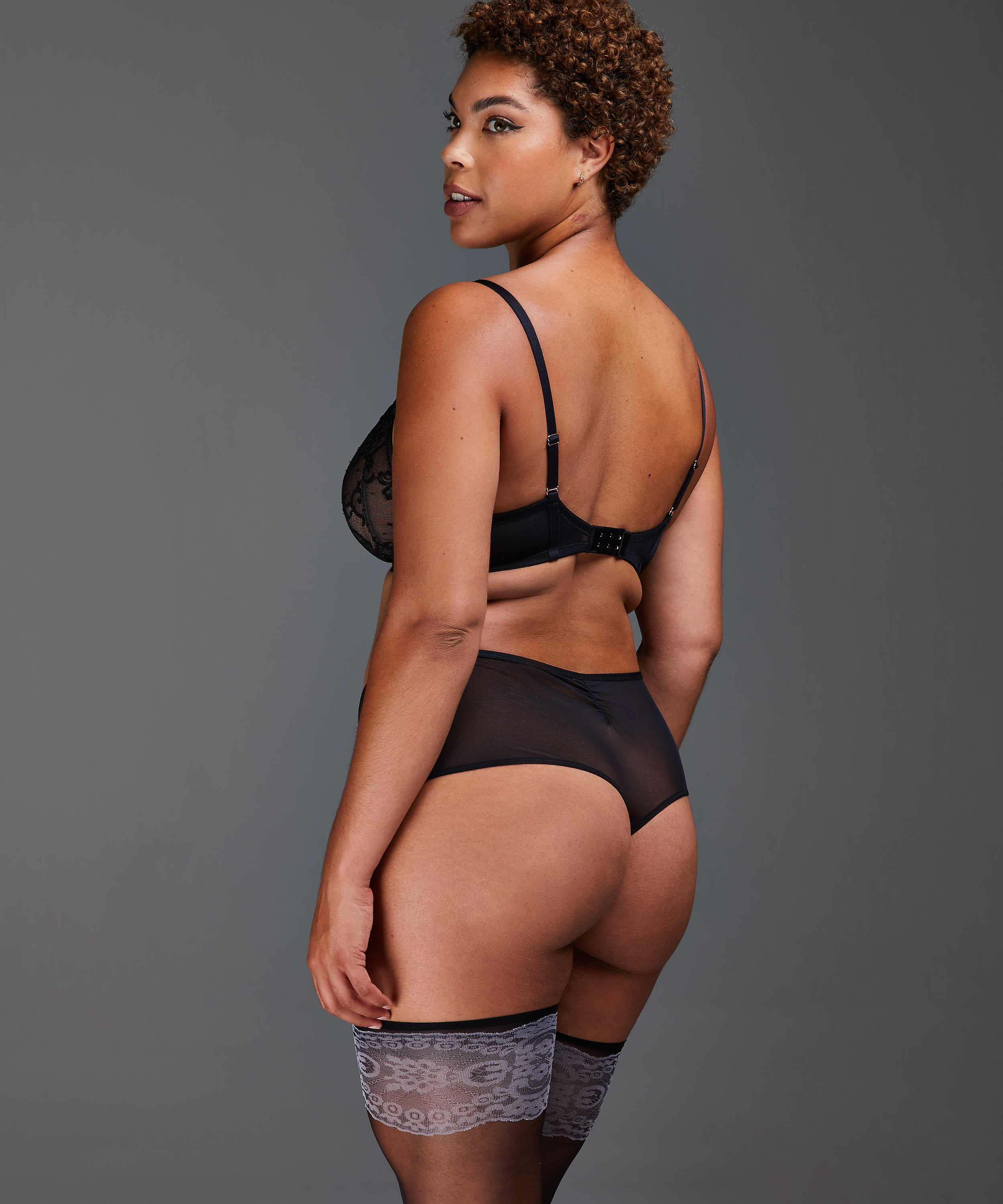 Nieusztywniony biustonosz z fiszbinami Helena, Czarny, main